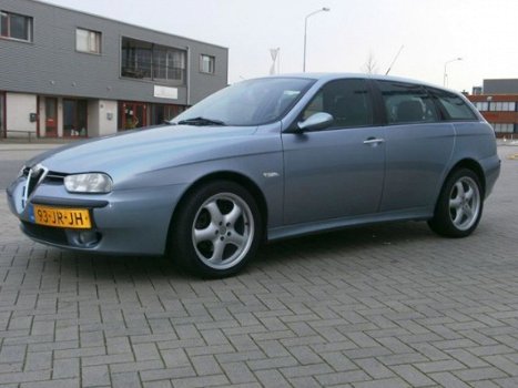 Alfa Romeo 156 Sportwagon - 2.0 JTS 16V Distinctive SELESPEED LEER - 1