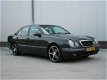 Mercedes-Benz E-klasse - E 320 CDI Classic - 1 - Thumbnail