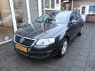 Volkswagen Passat - 1.4 TSI Trendline - 1 - Thumbnail