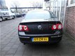 Volkswagen Passat - 1.4 TSI Trendline - 1 - Thumbnail