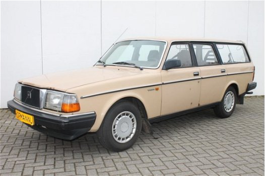 Volvo 240 - Diesel met Overdrive - 1