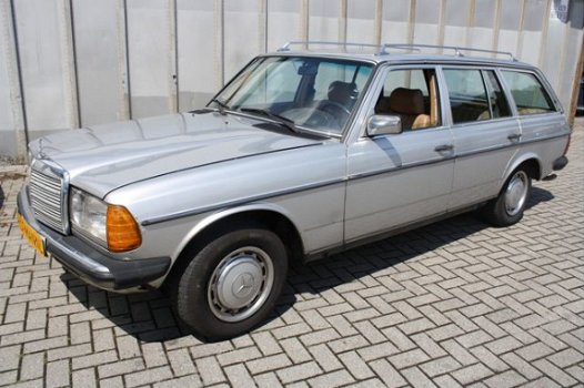 Mercedes-Benz 300-serie - 300 TD - 1