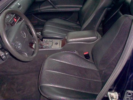 Mercedes-Benz E-klasse Combi - 270 Cdi Automaat Classic - 1