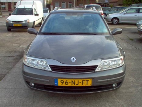 Renault Laguna Grand Tour - 2.2 16v Dci Automaat 150pk Expression - 1