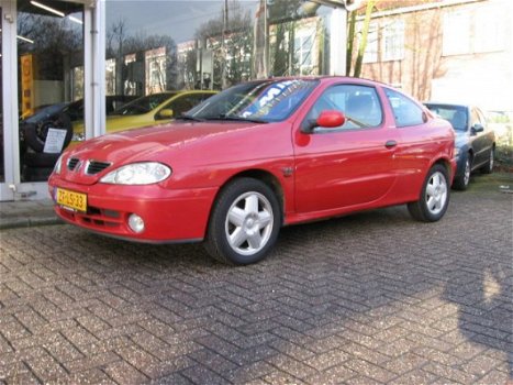 Renault Mégane - Megane coupe 1.6 16v airco - 1