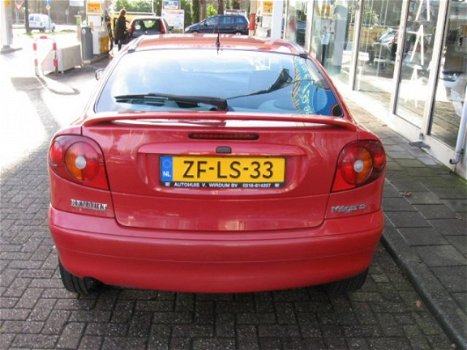 Renault Mégane - Megane coupe 1.6 16v airco - 1