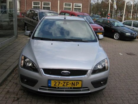 Ford Focus - 1.8 futura airco - 1