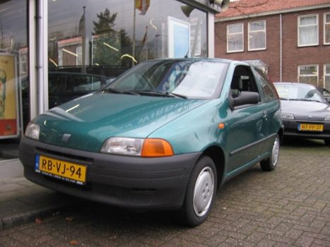 Fiat Punto - 55 SX YOUNG - 1