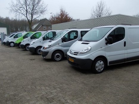 Renault Trafic - Vivaro Primastar Specialist - 1