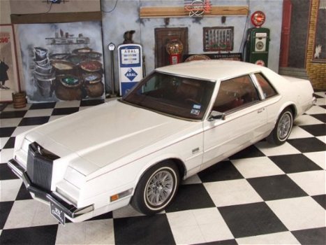 Chrysler LeBaron - 1