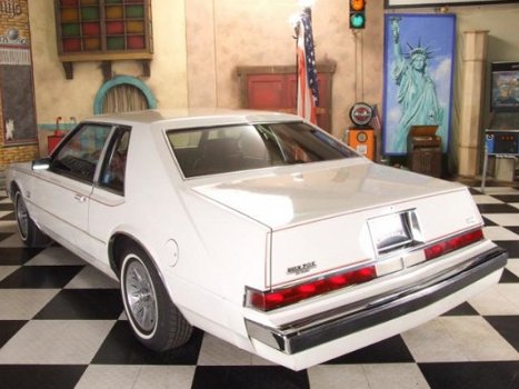 Chrysler LeBaron - 1