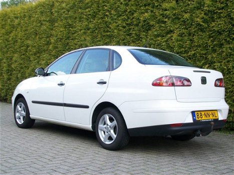 Seat Cordoba - 1.9 Sdi-64PK/Airco/APK-NIEUW/NAP=OKE - 1