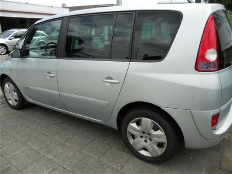 Renault Espace - 2.2dci expression - 1
