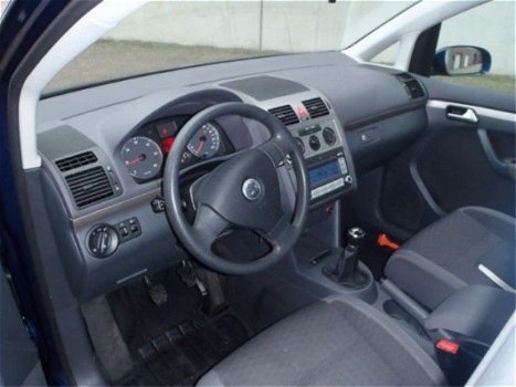 Volkswagen Touran - 1.9 TDI Comfortline - 1