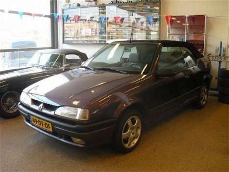 Renault 19 - CABRIOLET 1.8 - 1