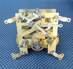 === Uurwerk = Junghans W278-359 = opknapper = 23109