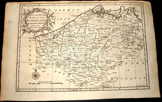 K7/8 Kaart New and Accurate Map of the Netherlands 18e eeuw België - 2