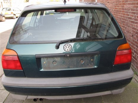 Alle Onderdelen VOLKSWAGEN Golf 2.0 Sloopauto inkoop Den haag - 4