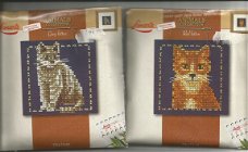 Lanarte-X-kit Vintage 2 Small kits Grey & Red Kitten 34792A-34793-A