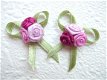 3~dubbele satijnen roosjes op strikje ~ Roze / Lila / Paars - 1 - Thumbnail
