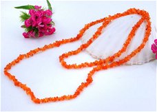 Ketting no 50   Betoverende Ketting met Carneol  stenen 88 cm