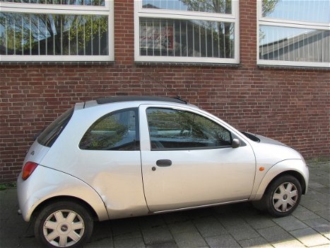 Plaatwerk FORD Ka Sloopauto inkoop Den haag - 2