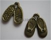 bedeltje/charm baby:babyschoentjes brons - 17x16 mm - 1 - Thumbnail