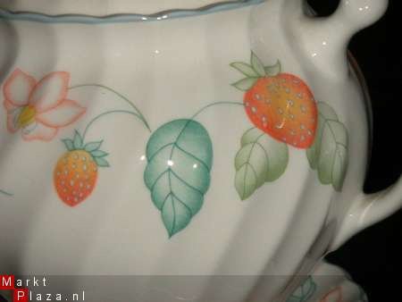 Delen van servies Strawberry Garden av3o - 1