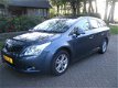 Toyota Avensis - 2.0 D-4D Executive Business - 1 - Thumbnail