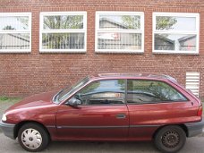 Alle onderdelen Opel Astra 1.6 Sloopauto inkoop Den haag