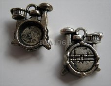 bedeltje/charm muziek :drumstel - 16x14 mm