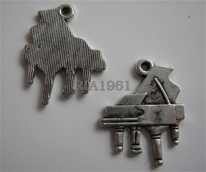 bedeltje/charm muziek:piano - 19x15 mm - 1