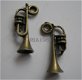 bedeltje/charm muziek :trompet brons : 17x6 mm - 1 - Thumbnail