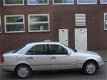 Alle onderdelen en plaatwerk MERCEDES C 180 Sloopauto inkoop Den haag - 1 - Thumbnail