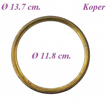 === Tafelklok ring = koper = oud === 23538 - 0