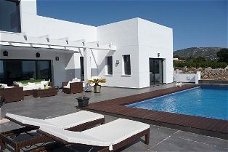 Luxe moderne villa met zeezicht te koop, Moraira