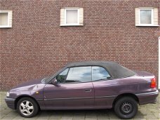 Sloopauto Den haag Opel Astra CABRIO plaatwerk en Onderdelen