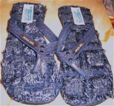 Originele jeans- teenslippers "Italie nieuw" maat 36,5