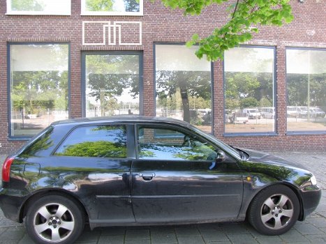 Audi A3 Plaatwerk en Onderdelen Sloopauto inkoop Den haag - 1