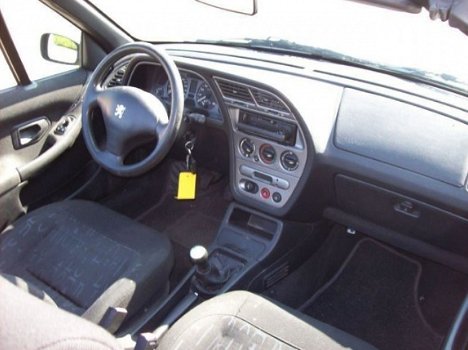 Peugeot 306 - 1.6 - 1