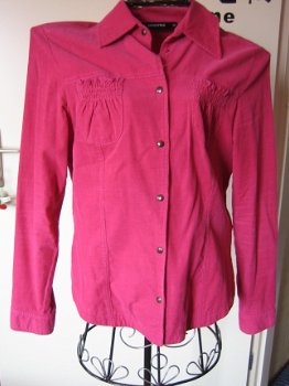 Leuk fuchsia rose blouse/jasje met 2 borstzakjes. - 2