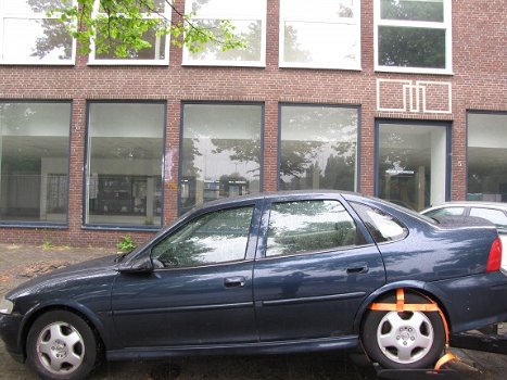 OPEL VECTRA Onderdelen Sloopauto inkoop Den haag - 1