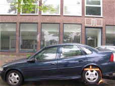 OPEL VECTRA Onderdelen Sloopauto inkoop Den haag