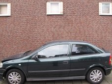 Opel Astra Groen Plaatwerk en Onderdelen Sloopauto inkoop Den haag