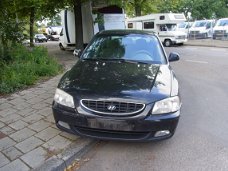 Hyundai Accent Plaatwerk en Onderdelen Sloopauto inkoop Den haag