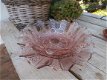 GLAS...oud-roze glazen schaal van 28cm dm x hoog 5cm en een zelfde van 25cm dm x8cm hoog - 3 - Thumbnail