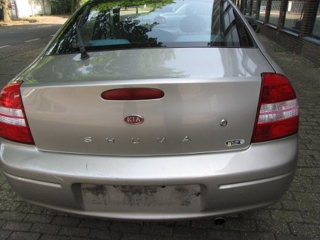 Kia Shuma Onderdelen en Plaatwerk Sloopauto inkoop Den haag - 3