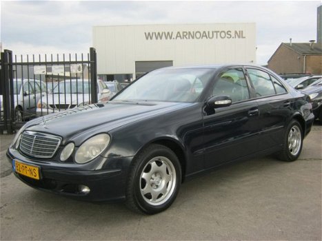 Mercedes-Benz E-klasse - 200 CDI Classic, 6-BAK, AIRCO, CRUISE CONTROL, LEDER-INTERIEUR, 4X ELEK-RAM - 1