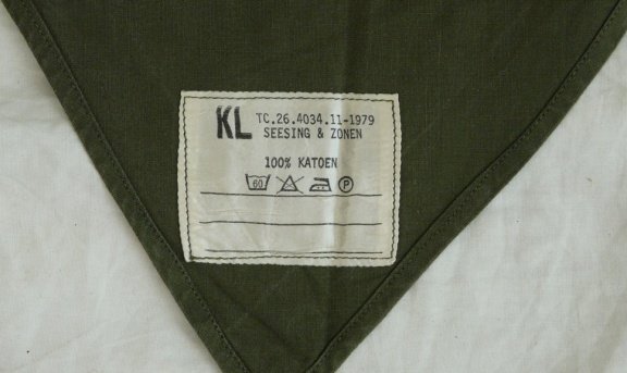 Halsdoek / Nekdoek, Koninklijke Landmacht, 1979.(Nr.1) - 2