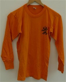 Sport Kleding Setje (Shirt & Short), Koninklijke Landmacht, maat: 5 - 6, jaren'80.(Nr.4)